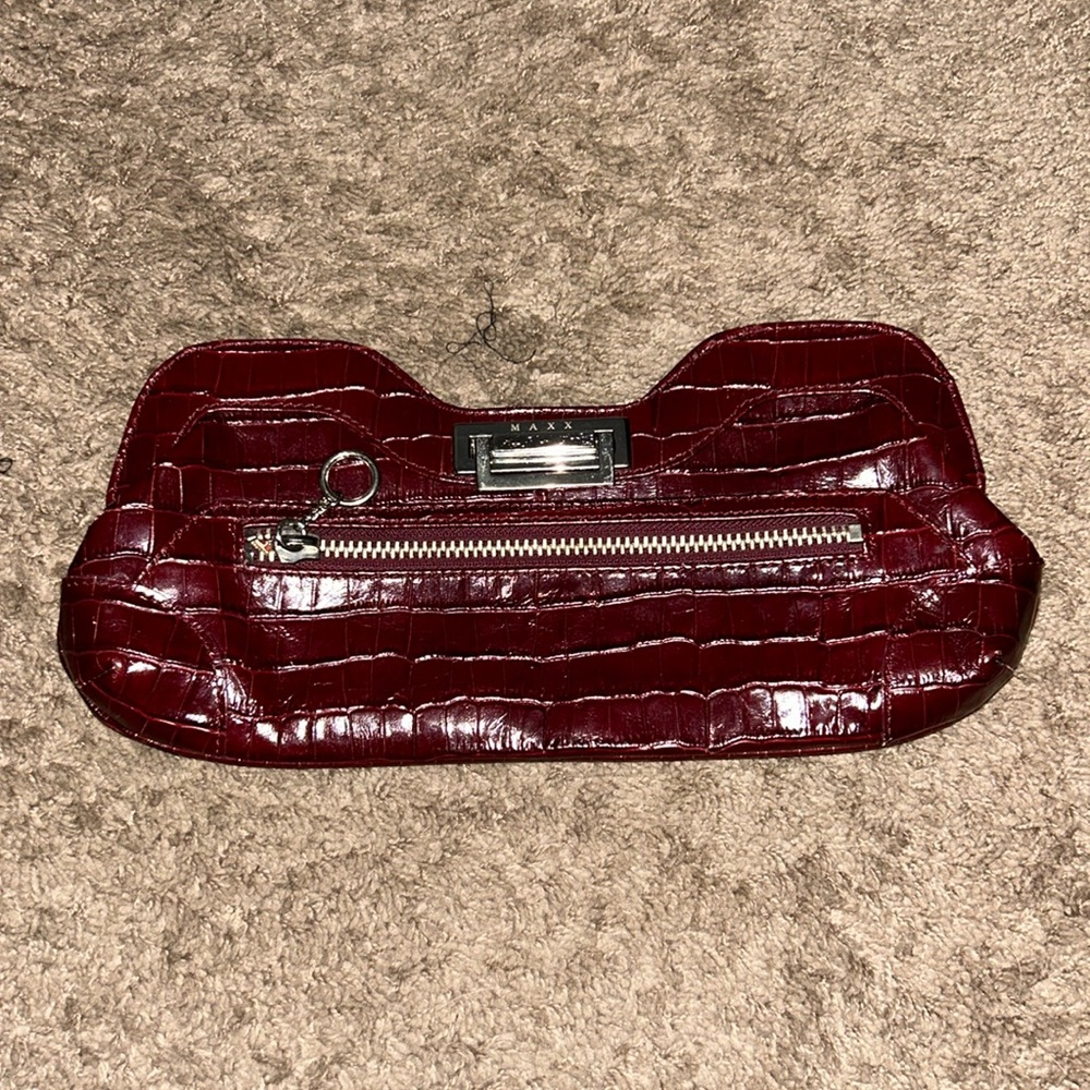 MAXX New York Vintage Croc Clutch Bag